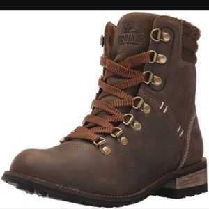 Kodiak Surrey II hiking boots, size 6.5